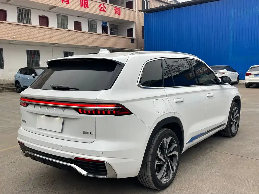 Geely Monjaro Xingyue L 2024 2.0TD High Power Automatic 2WD Skyline Edition 2024 — миниатюра 2