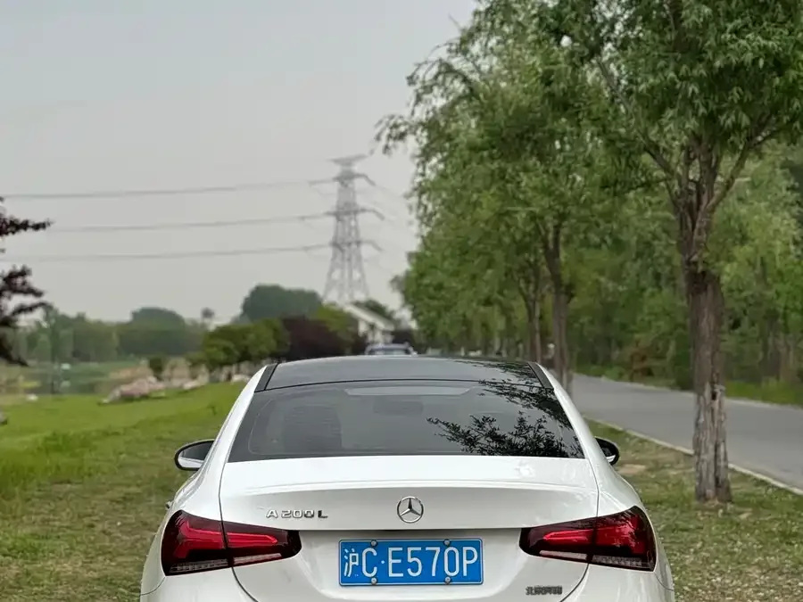 Mercedes-Benz Class A Mercedes-Benz A-Class 2023 A 200 L Fashion Edition 2023 — миниатюра 5