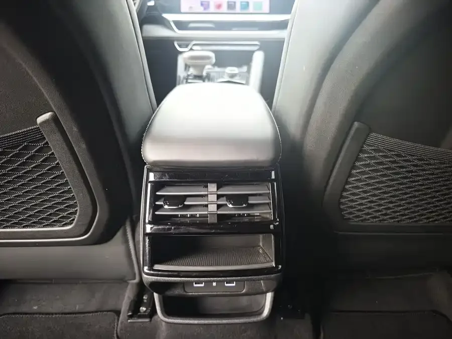 Geely Monjaro Xingyue L 2024 2.0TD DCT EVO 2WD Changfeng Edition 2024 — миниатюра 3