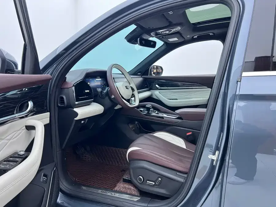 Geely Monjaro Xingyue L 2021 2.0TD DCT EVO 2WD Smart Edition 2023 — миниатюра 2