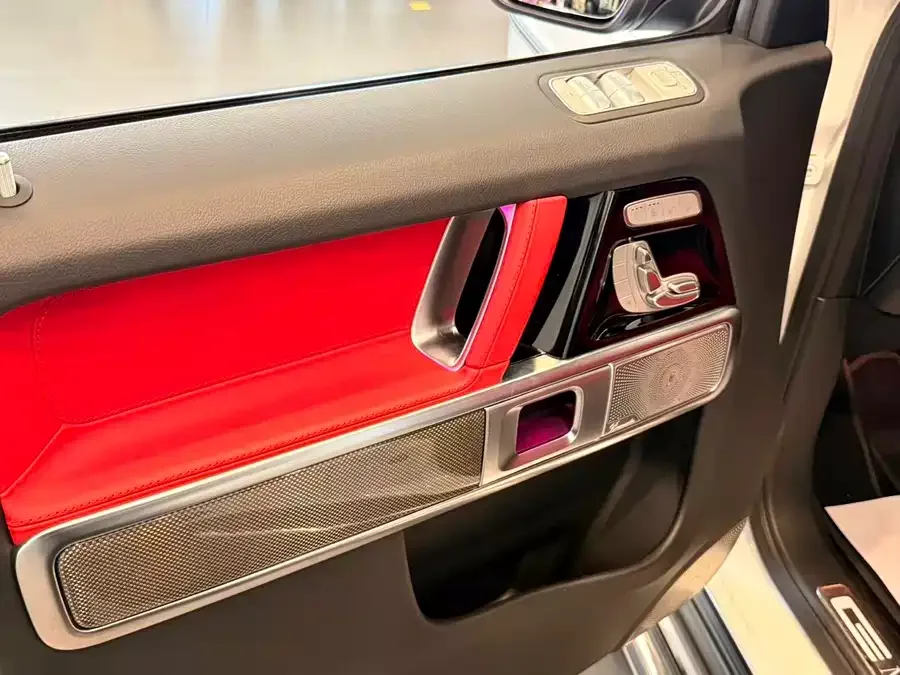 Mercedes-Benz G-rated Mercedes-Benz G-Class 2024 G 500 2025 — миниатюра 2