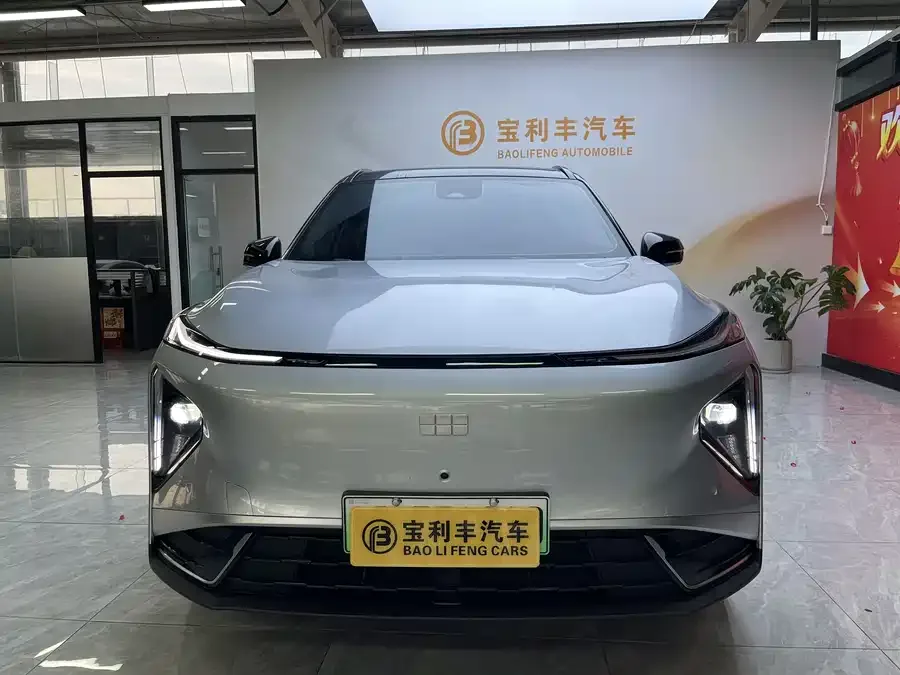 Geely Galaxy L7 Galaxy L7 2025 EM-i 115km Exploration+ Edition 2025 — миниатюра 3