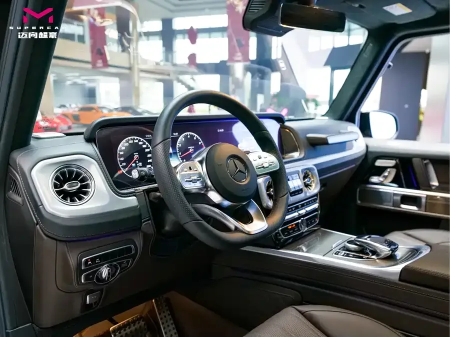 Mercedes-Benz G-rated Mercedes-Benz G-Class 2023 G 500 2023 — миниатюра 3