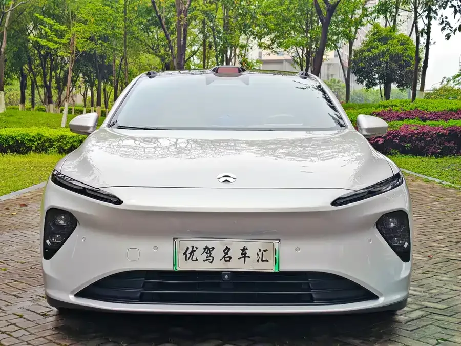 NIO ET7 2022