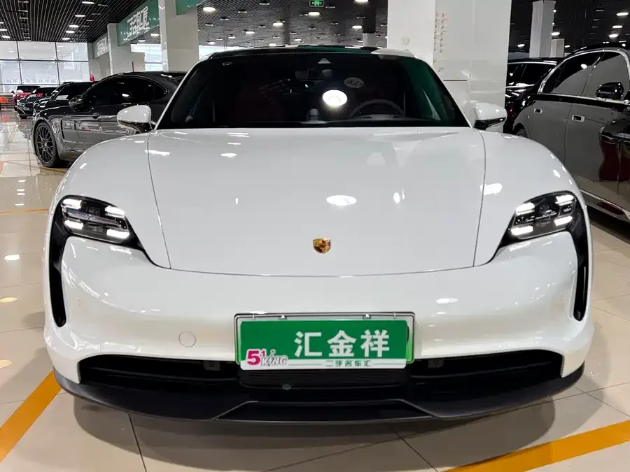 Porsche Taycan 2023