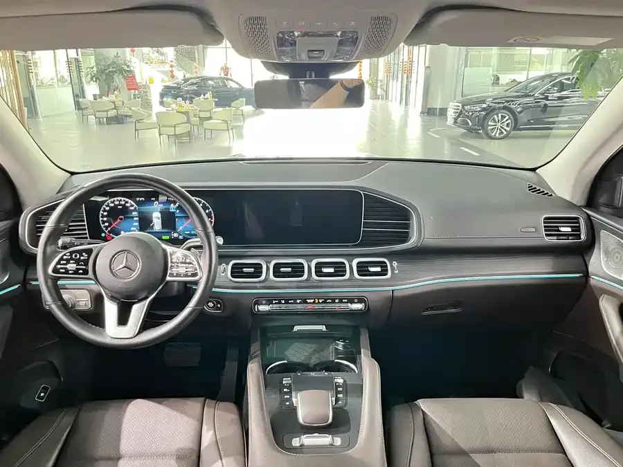 Mercedes-Benz GLE Mercedes-Benz GLE 2023 GLE 450 4MATIC Luxury Edition 2023 — миниатюра 2