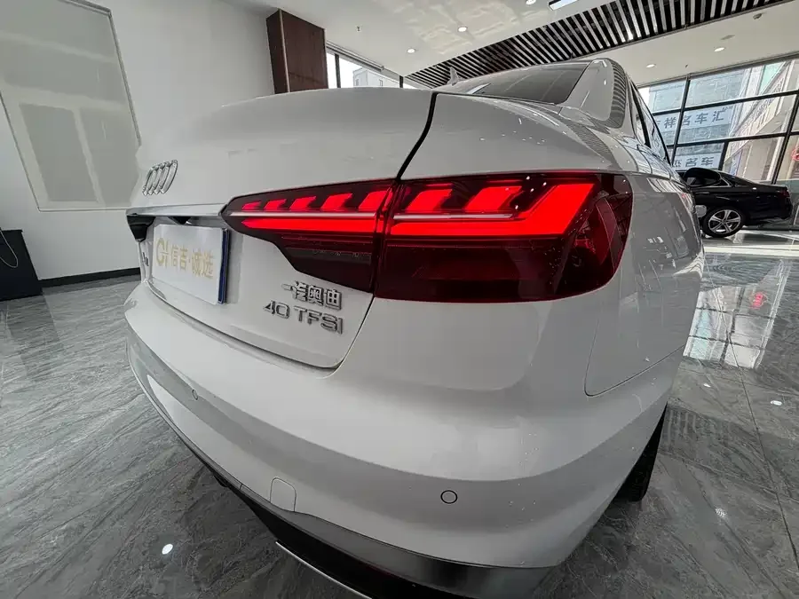 Audi a4 l 2022 40 TFSI Fashion Dynamic Edition 2022 — миниатюра 3
