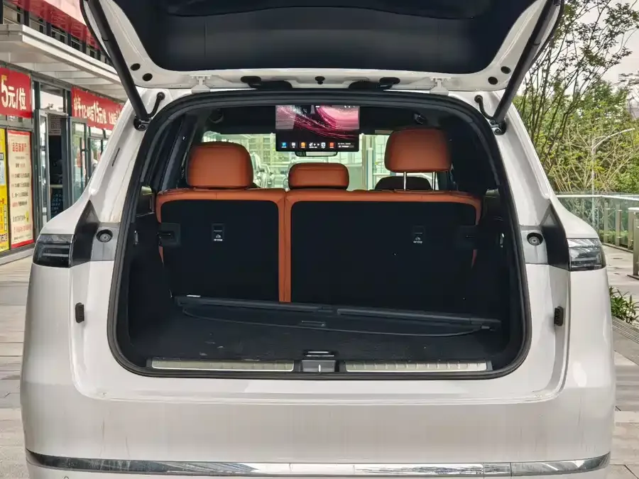 AITO M7 Wenjie M7 2026 Extended Range Max 4WD 5-Seater (192-line LiDAR) 2025 — миниатюра 5