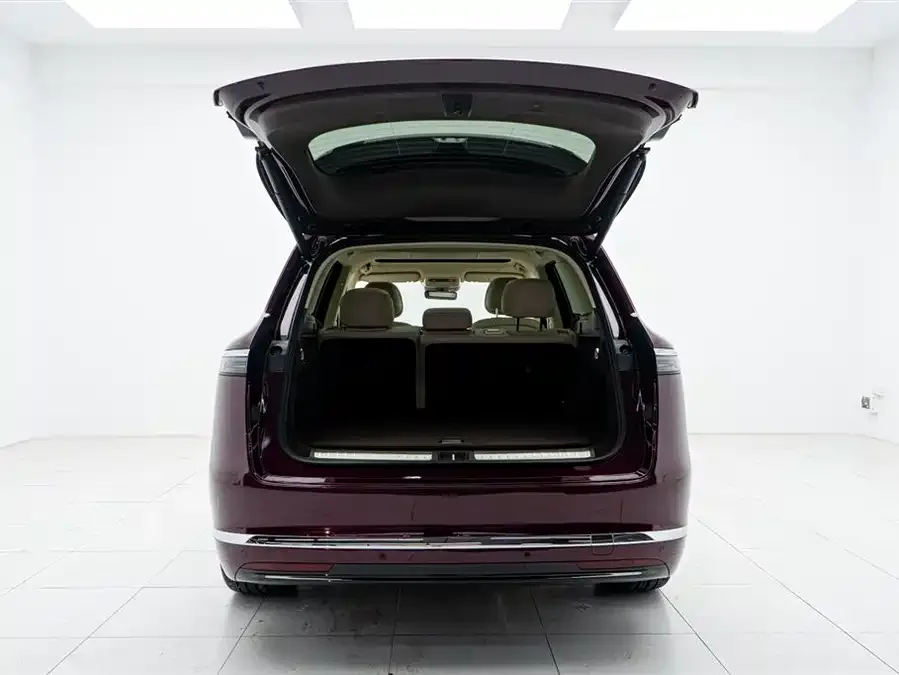 AITO M7 Wenjie M7 2026 Extended Range Max 4WD 5-Seater (192-line LiDAR) 2025 — миниатюра 4