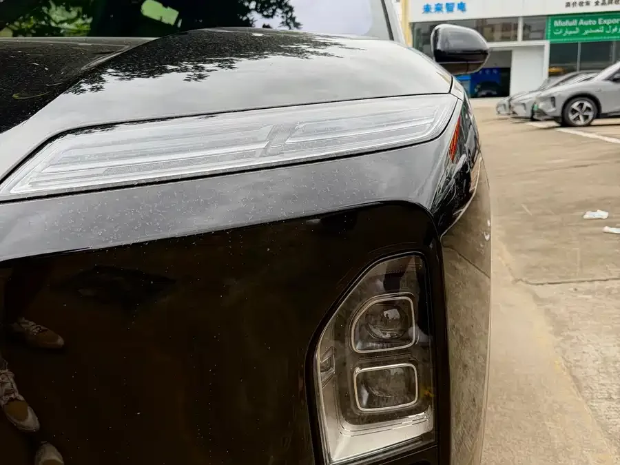 NIO ES8 NIO ES8 2026 Six-seat Executive Luxury Edition 2026 — миниатюра 2