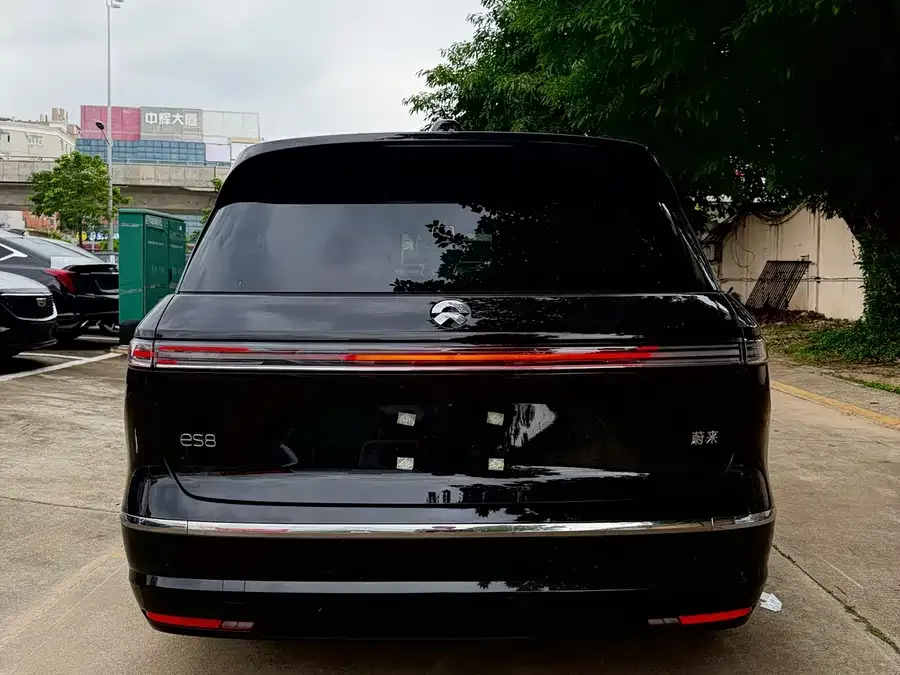 NIO ES8 NIO ES8 2026 Six-seat Executive Luxury Edition 2026 — миниатюра 5