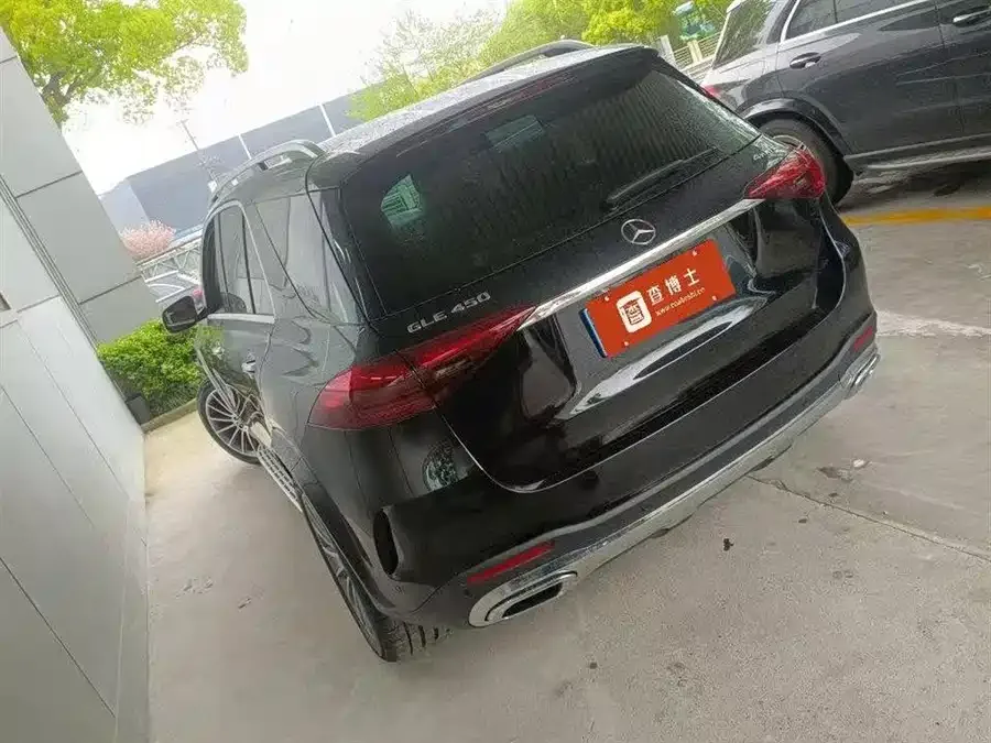 Mercedes-Benz GLE Mercedes-Benz GLE 2025 facelift GLE 450 4MATIC Luxury 2026 — миниатюра 4
