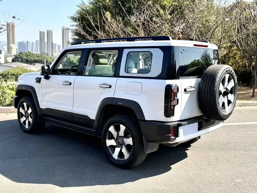 BAIC BJ40 Beijing Off-road BJ40 Extended Range 2025 Advanced Edition 2025 — миниатюра 3