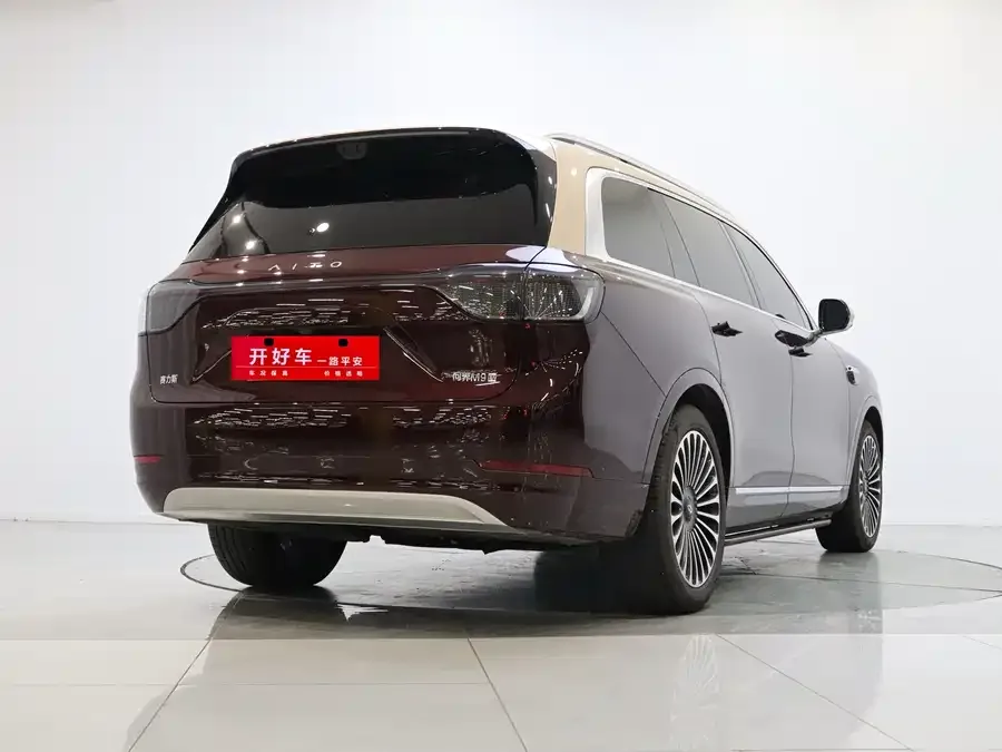AITO M9 Wenjie M9 2025 Pure Electric Ultra Edition 100kWh 6-Seat Version (192-line LiDAR) 2025 — миниатюра 2