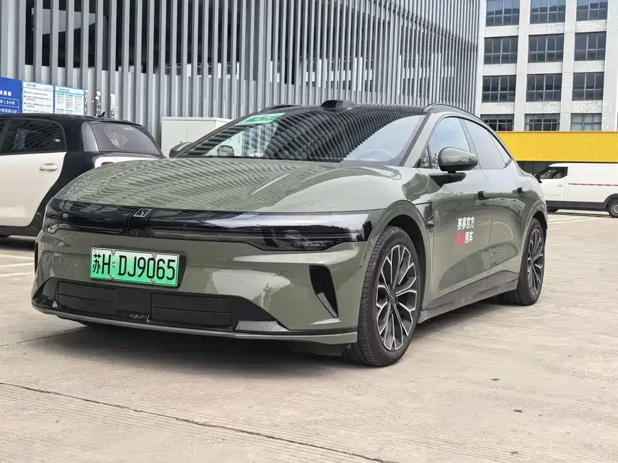 Zeekr 007GT 2025