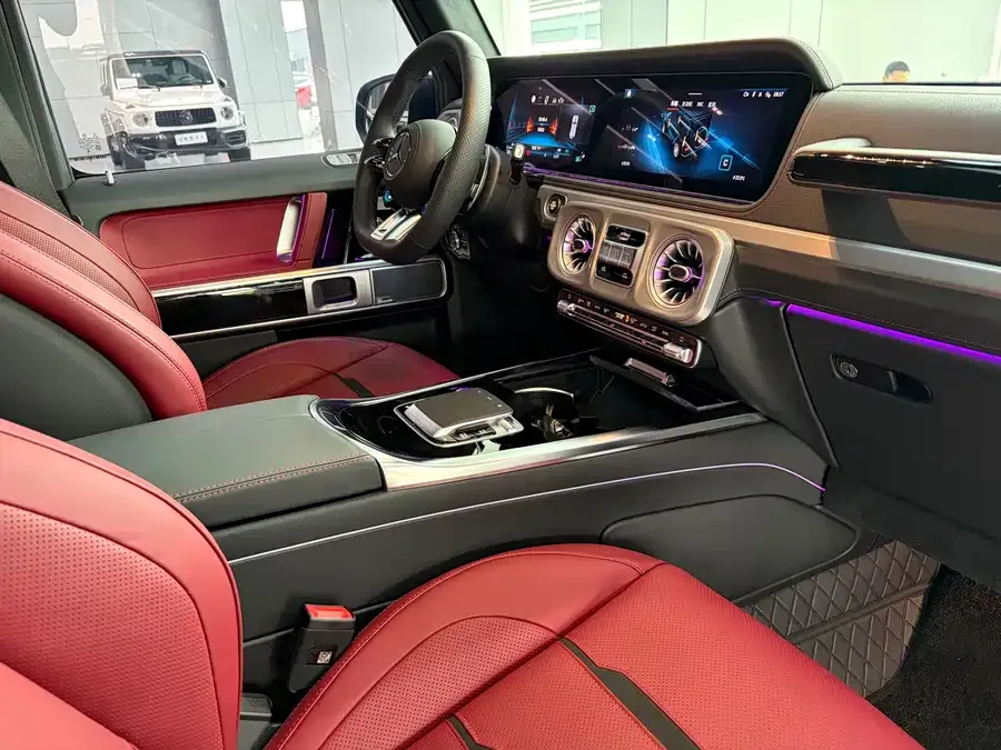 Mercedes-Benz G-Class AMG Mercedes-Benz G-Class AMG 2025 AMG G 63 2024 — миниатюра 4