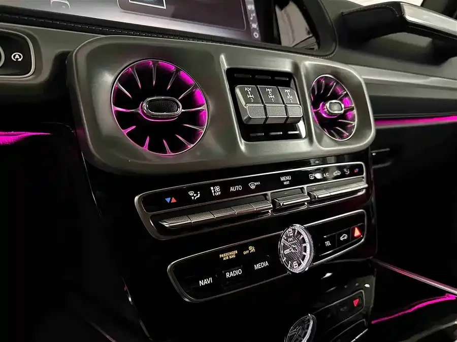 Mercedes-Benz G-Class AMG Mercedes-Benz G-Class AMG 2023 AMG G 63 2024 — миниатюра 5