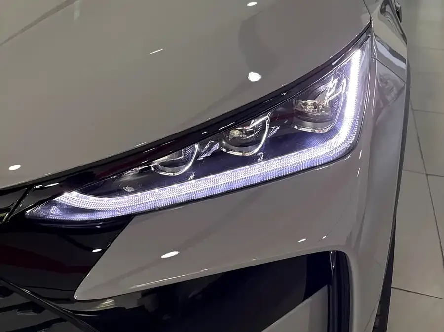 BYD Tang New Energy Tang New Energy 2025 Intelligent Driving Edition DM-i 115KM Flagship 2025 — миниатюра 5