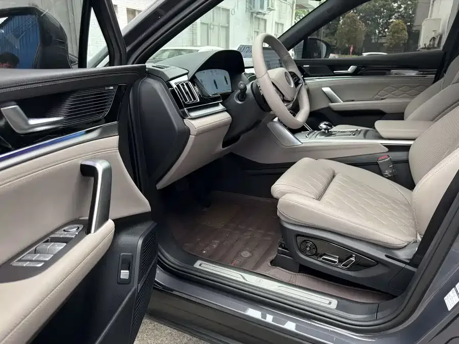 BYD Tang New Energy Tang New Energy 2025 Intelligent Driving Edition DM-i 115KM Flagship 2025 — миниатюра 5