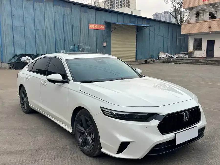 Honda Inspire Insignia 2025 260TURBO Elite Edition 2025 — миниатюра 3
