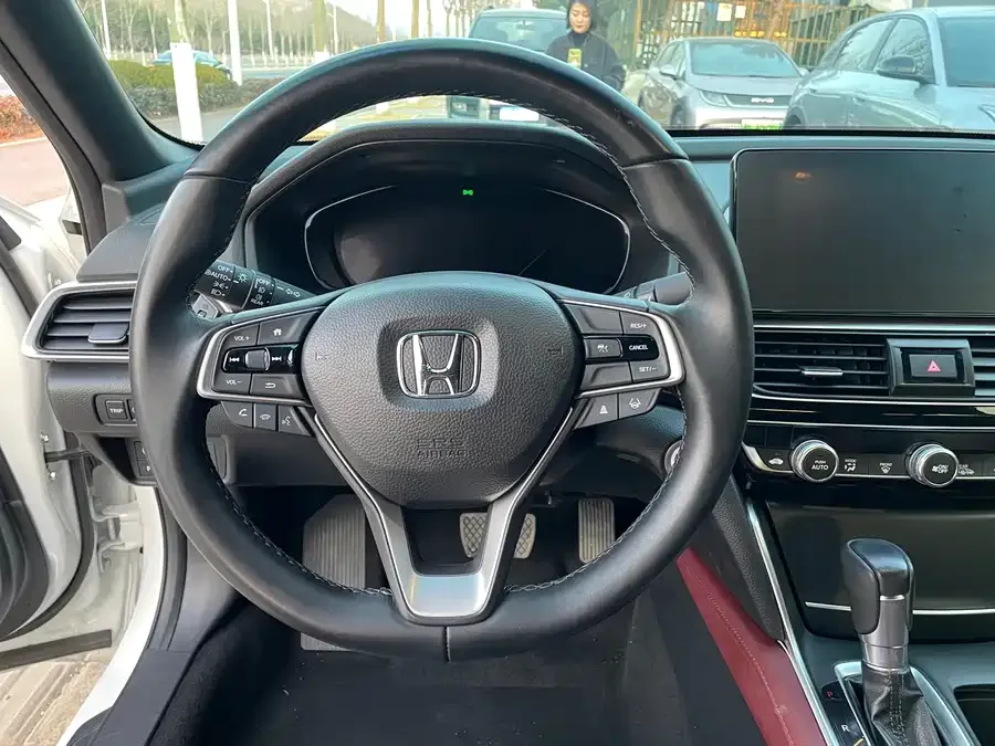 Honda Inspire 2022 Insignia 260TURBO Fine Edition 2023 — миниатюра 5