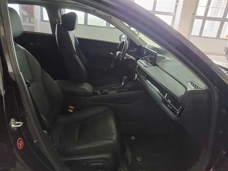 Honda Inspire 2023 Insignia 260TURBO Elegant Edition 2024 — миниатюра 5
