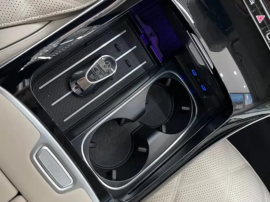 Mercedes-Benz Maybach S-Class Maybach S-Class 2024 S 480 4MATIC 2024 — миниатюра 3