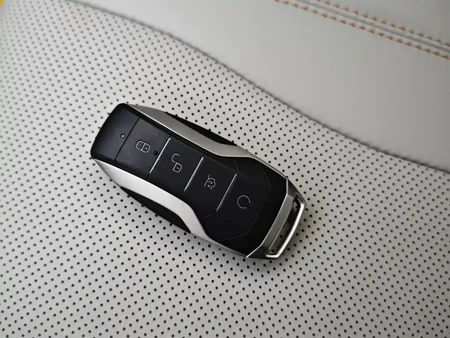 BYD Song PLUS New Energy Song PLUS New Energy 2021 DM-i 110KM Flagship PLUS 2022 — миниатюра 5