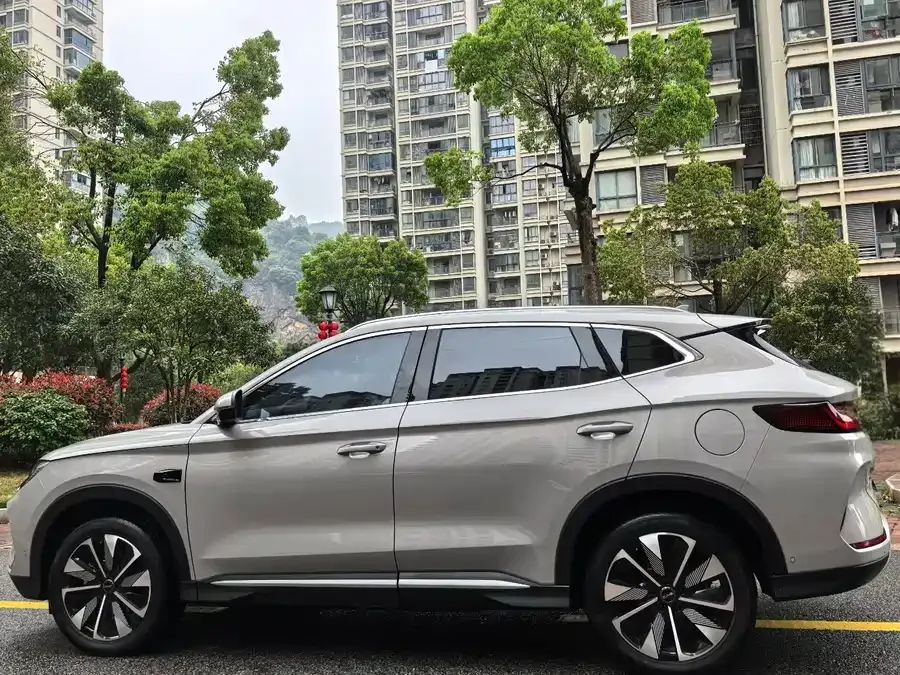 BYD Song PLUS New Energy Song PLUS New Energy 2025 EV Smart Driving Edition 520km Premium Edition 2025 — миниатюра 3