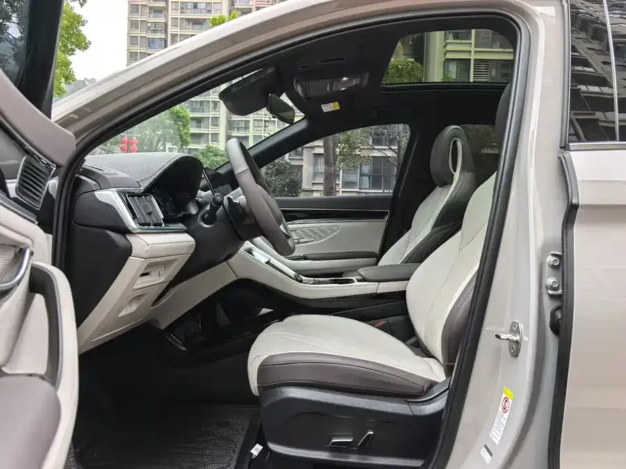 BYD Song PLUS New Energy Song PLUS New Energy 2025 EV Smart Driving Edition 520km Premium Edition 2025 — миниатюра 4