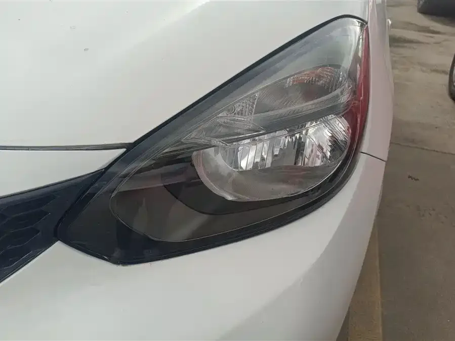 Honda Fit Fit 2022 1.5L CVT Trendy Sunroof Edition 2022 — миниатюра 5