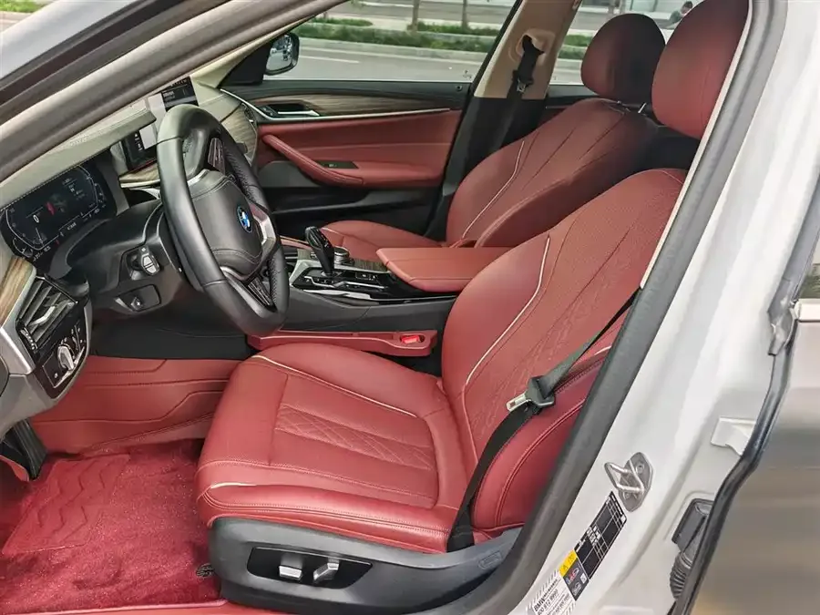 BMW 5 Series New Energy 2022 Model 535Le Luxury Package 2023 — миниатюра 2