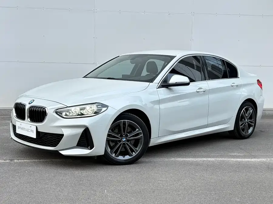 BMW 1 series BMW 1 Series 2022 120i M Sport Edition 2022 — фото 1, купить с доставкой в Москву