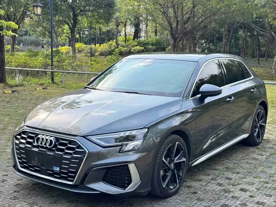 Audi A3 2022 Sportback 35 TFSI stylish and sporty 2022 — фото 1, купить с доставкой в Москву