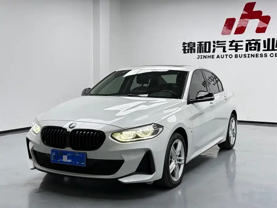 BMW 1 series BMW 1 Series 2021 facelift 120i M Sport Night Edition 2022 — фото 1, купить с доставкой в Москву