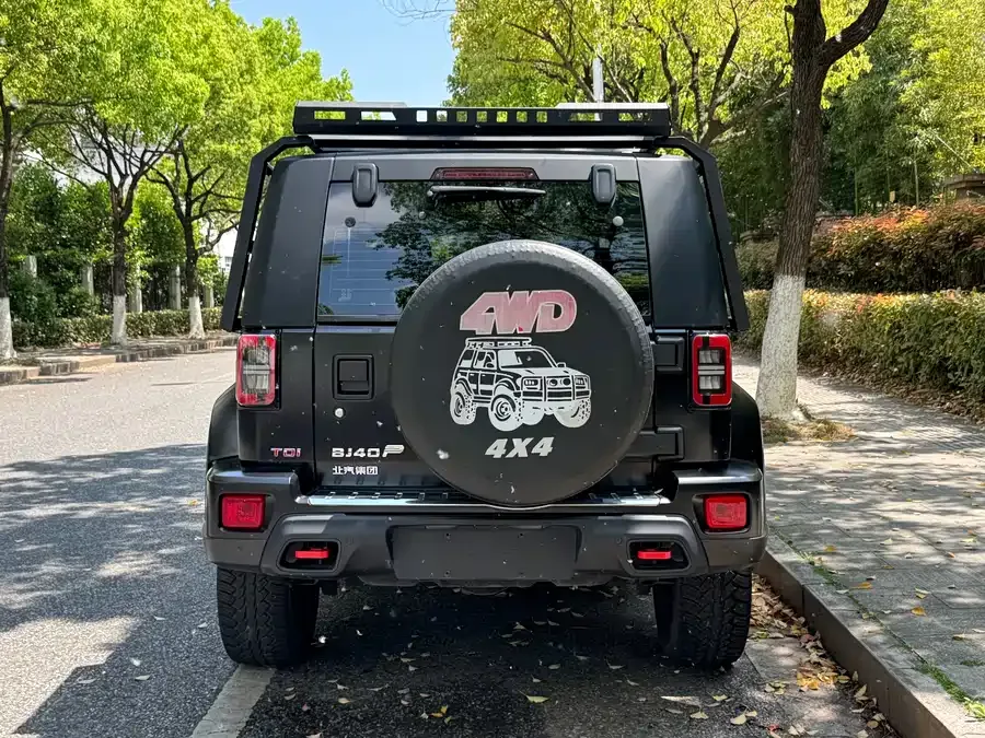 BAIC BJ40 Beijing Off-road BJ40 2023 2.0D Automatic 4WD Blade Hero Edition Knight Edition 2023 — миниатюра 5