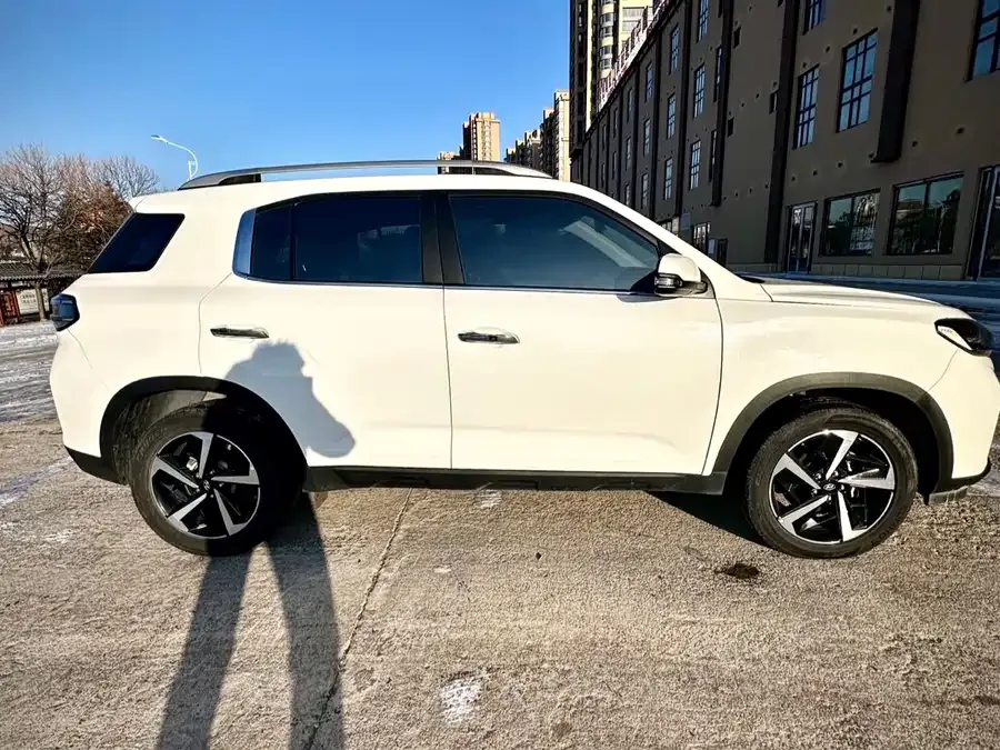 Hyundai Beijing ix35 Beijing Hyundai ix35 2021 240TGDi DCT 2WD GLS Leading Edition 2023 — миниатюра 4