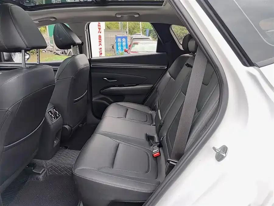 Hyundai Tucson L Tucson 2023 Tucson L 1.5T Automatic 2WD LUX Premium Edition 2022 — миниатюра 5