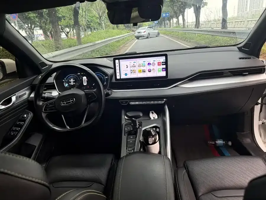 Geely Xingrui Xingrui 2023 1.5TD Kunlun Edition 2023 — миниатюра 2