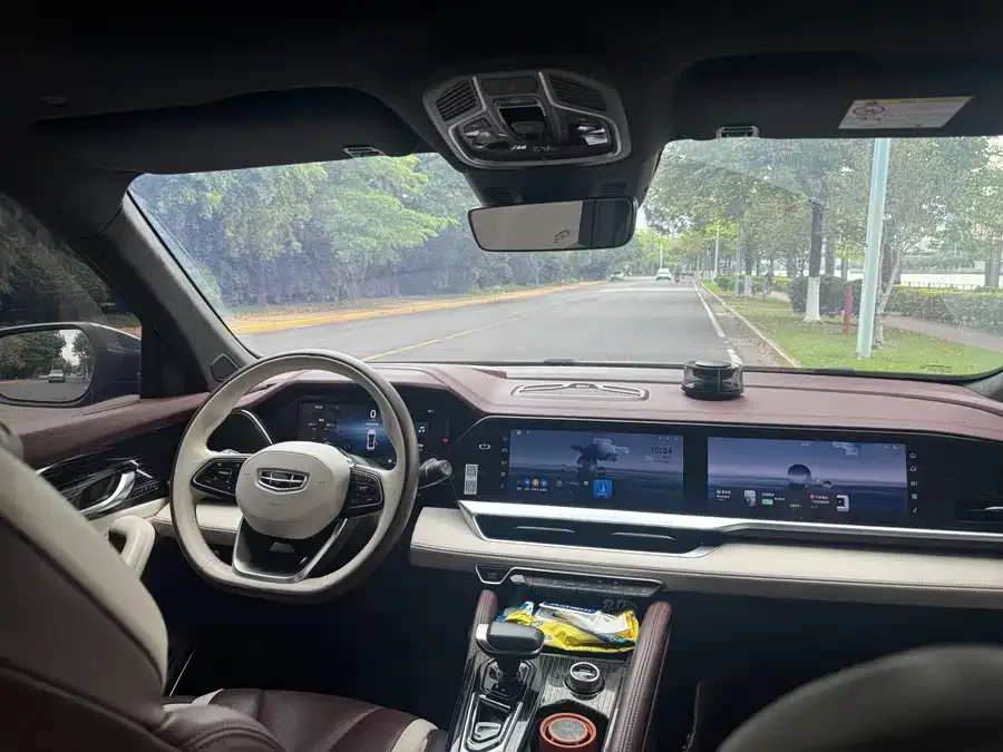 Geely Monjaro Xingyue L 2024 2.0TD High Power Automatic 2WD Yunqi Edition 2024 — миниатюра 4