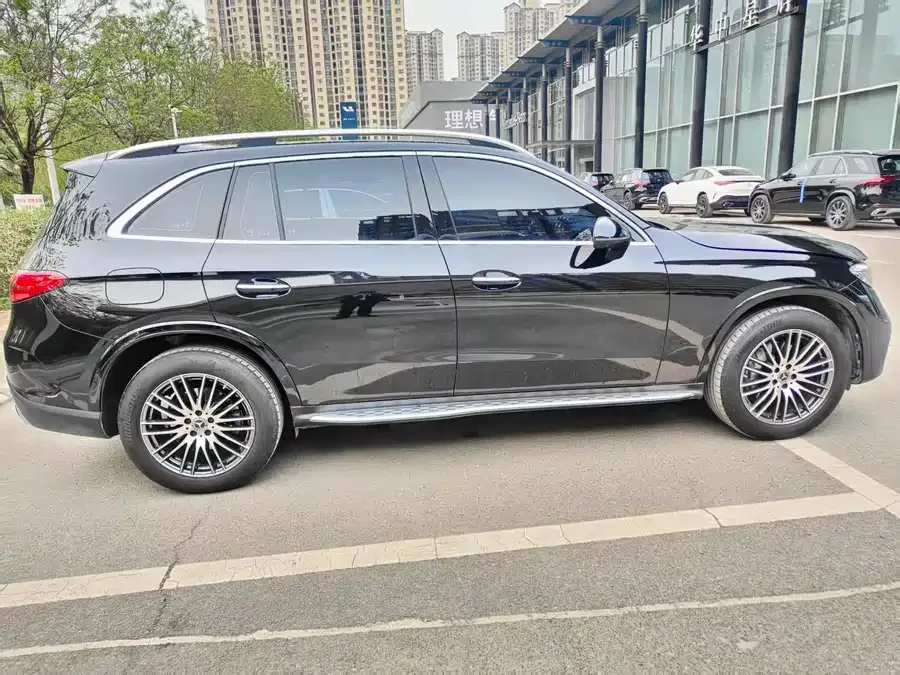Mercedes-Benz GLC-Class Mercedes-Benz GLC 2025 GLC 300 L 4MATIC Dynamic 5-seater 2025 — миниатюра 4
