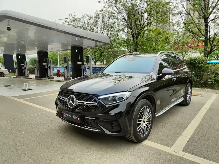 Mercedes-Benz GLC-Class 2025