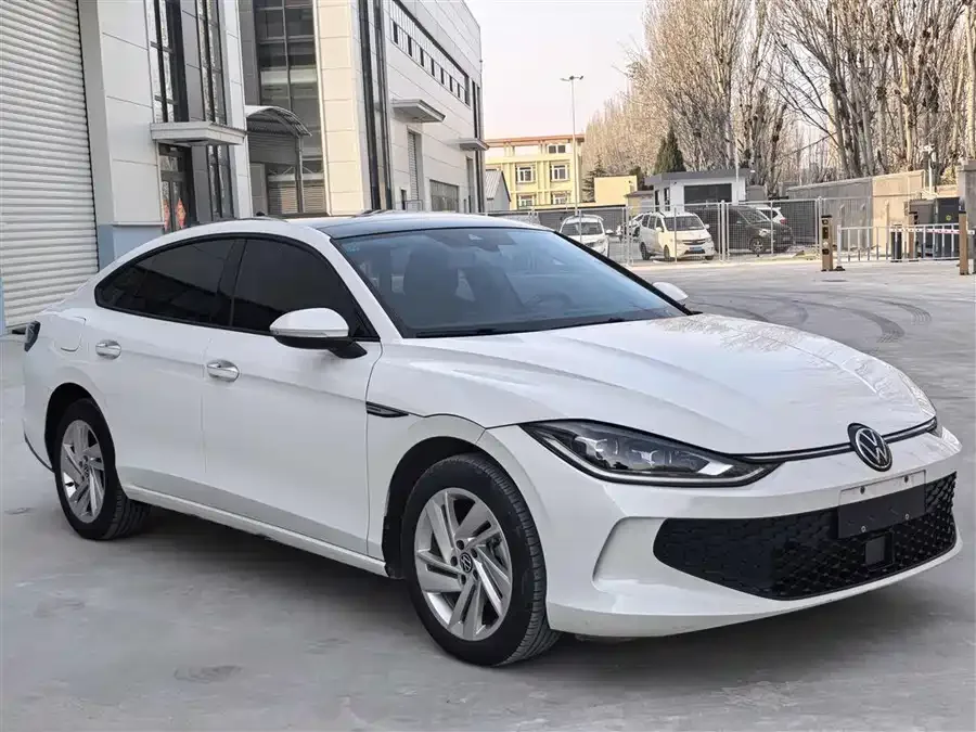 Volkswagen Lamando 2023 Lingdu Lingdu L 280TSI DSG Hot Edition 2023 — миниатюра 3