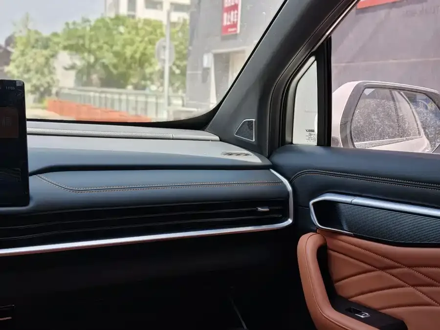 Geely Haoyue L Haoyue L 2024 2.0T DCT Flagship Model 2023 — миниатюра 4