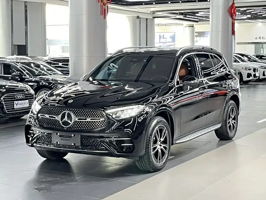 Mercedes-Benz GLC-Class 2025