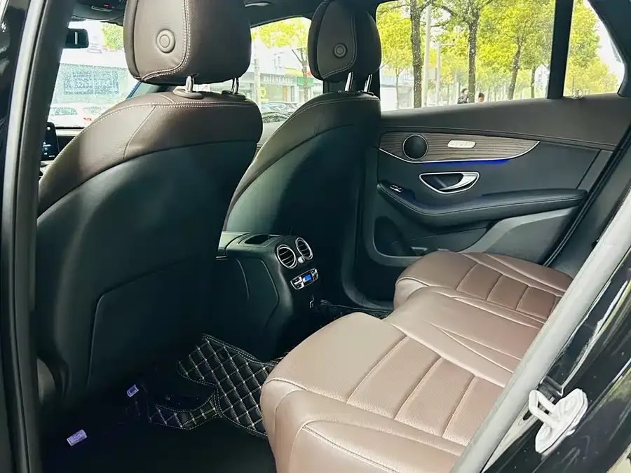 Mercedes-Benz GLC-Class Mercedes-Benz GLC 2023 GLC 300 L 4MATIC dynamic 5-seater 2023 — миниатюра 2