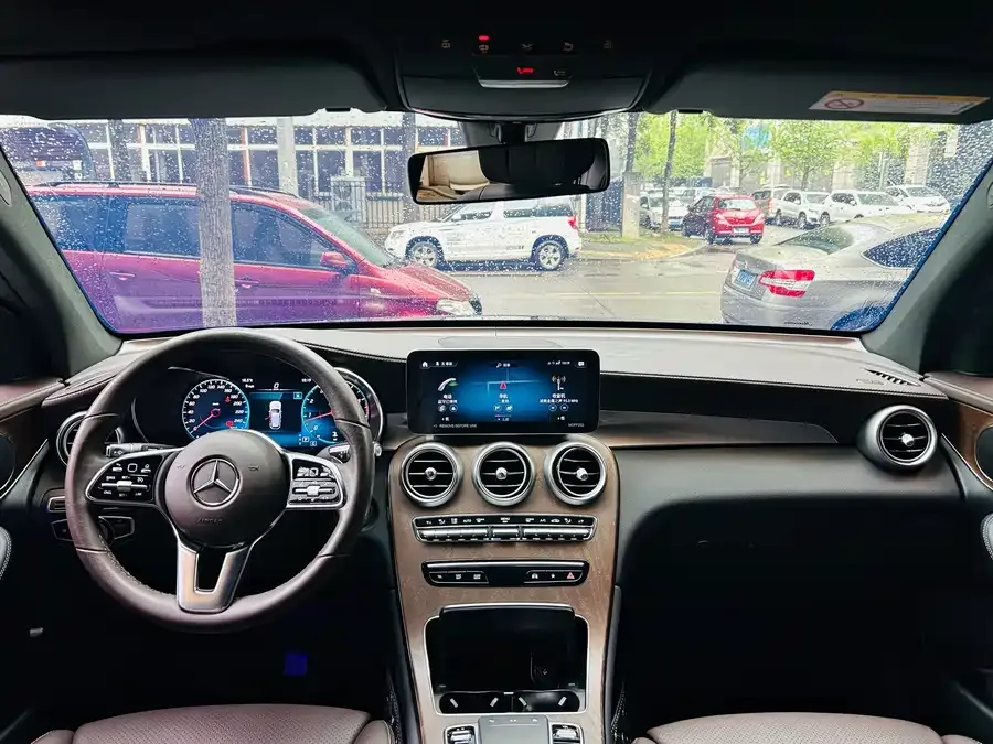 Mercedes-Benz GLC-Class Mercedes-Benz GLC 2023 GLC 300 L 4MATIC dynamic 5-seater 2023 — миниатюра 4
