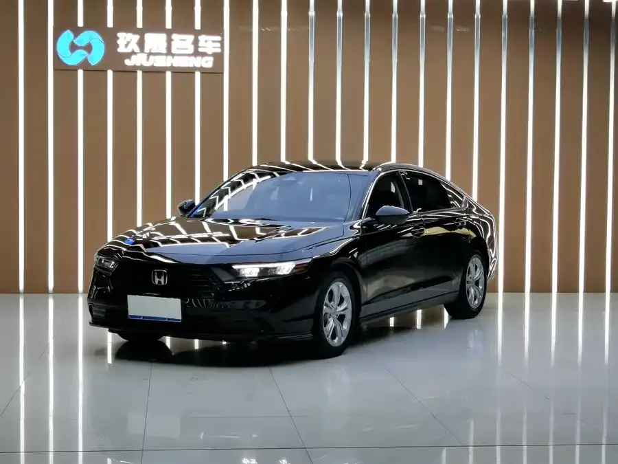 Honda Accord Accord 2023 260TURBO Smart Edition 2023 — фото 1, купить с доставкой в Москву