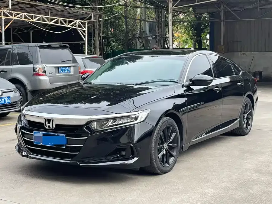 Honda Accord Accord 2022 260TURBO Deluxe Edition 2022 — фото 1, купить с доставкой в Москву
