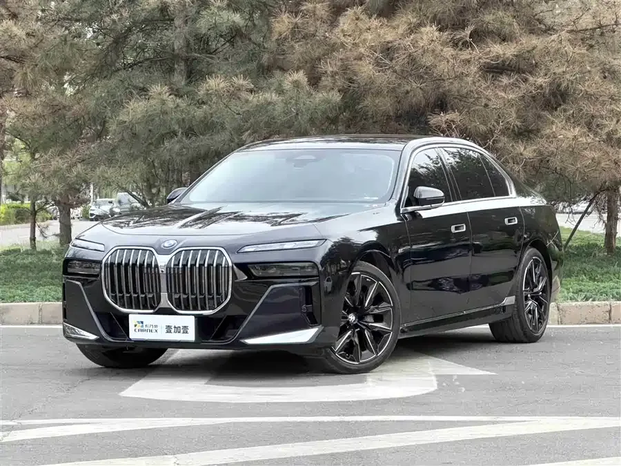 BMW 7 Series 2024